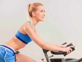 Στατικό ποδήλατο: Ενισχύστε γρήγορα και εύκολα το μυϊκό σας σύστημα!