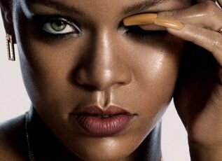 Η Rihanna σε ρόλο σχεδιάστριας κοσμημάτων